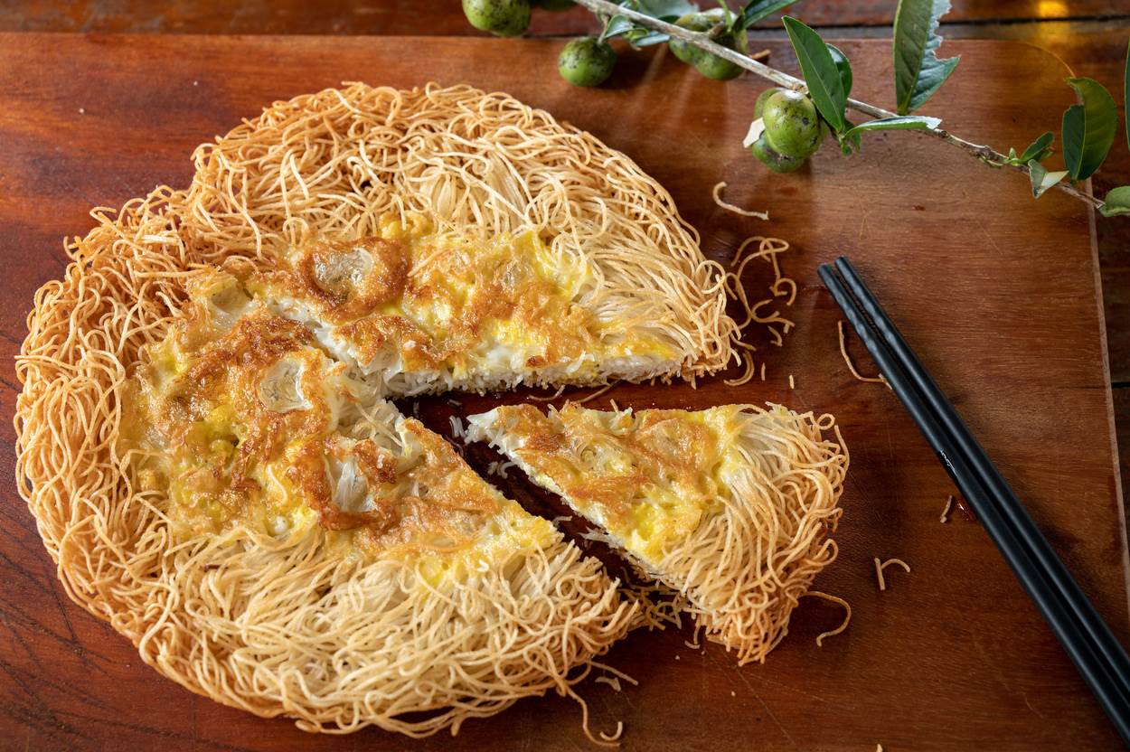 茶籽油煎麵線是招牌料理。