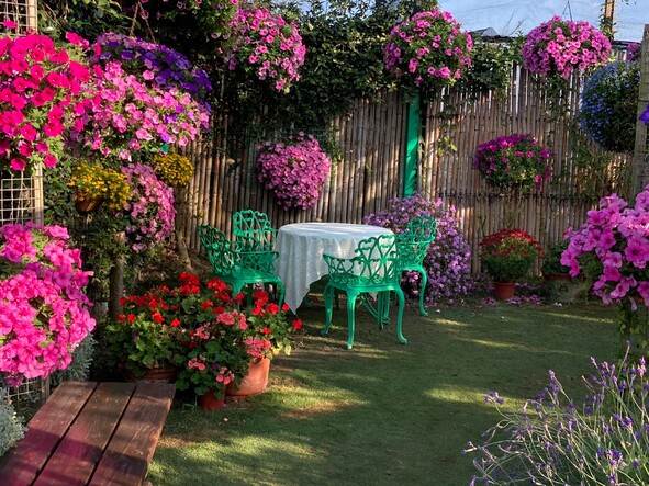 農場內特別的花園角落，是遊客超喜愛的秘境空間。